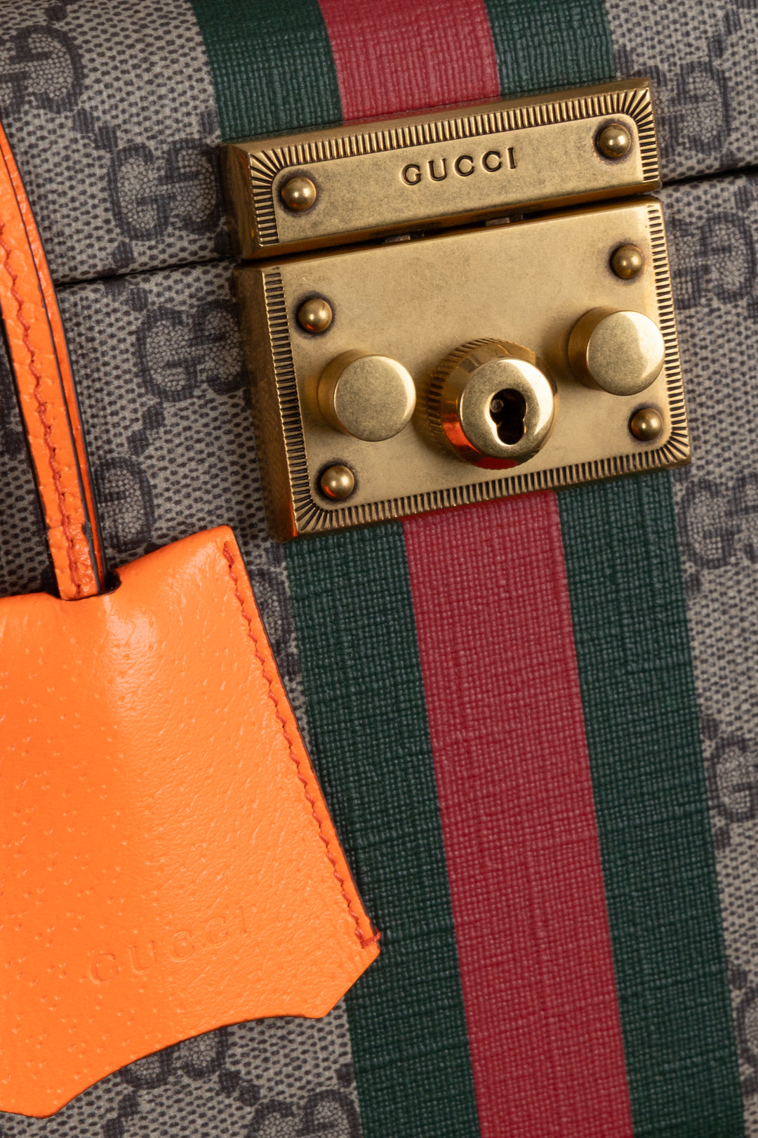 GUCCI Savoy Beauty Case Bag Supreme GG