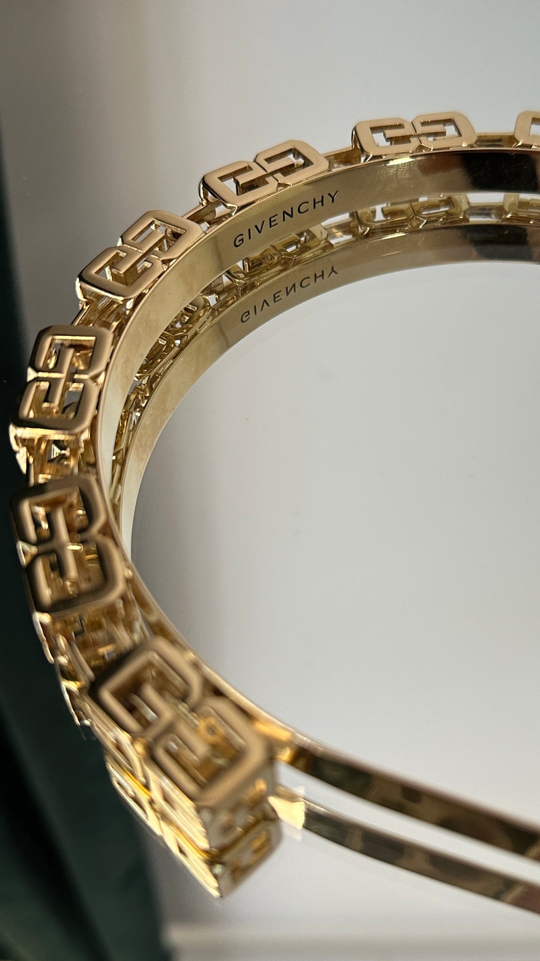 GIVENCHY Logo Hair Band Gold
