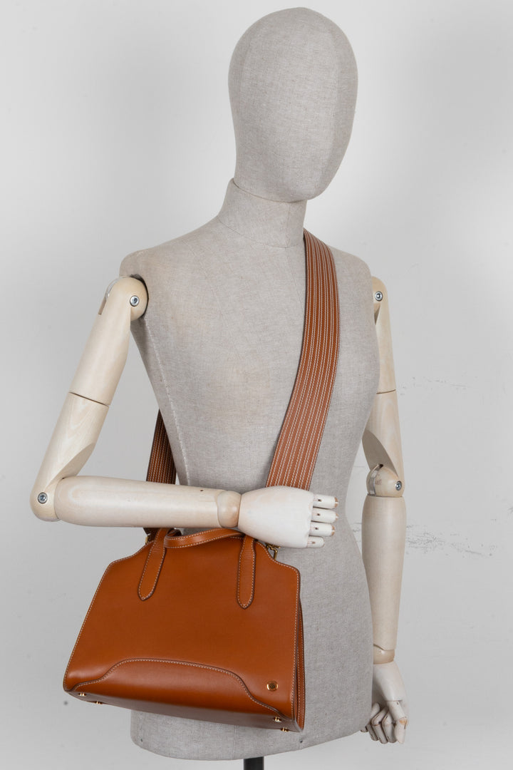 LORO PIANA Medium Sesia Tote Bag Leather Tan