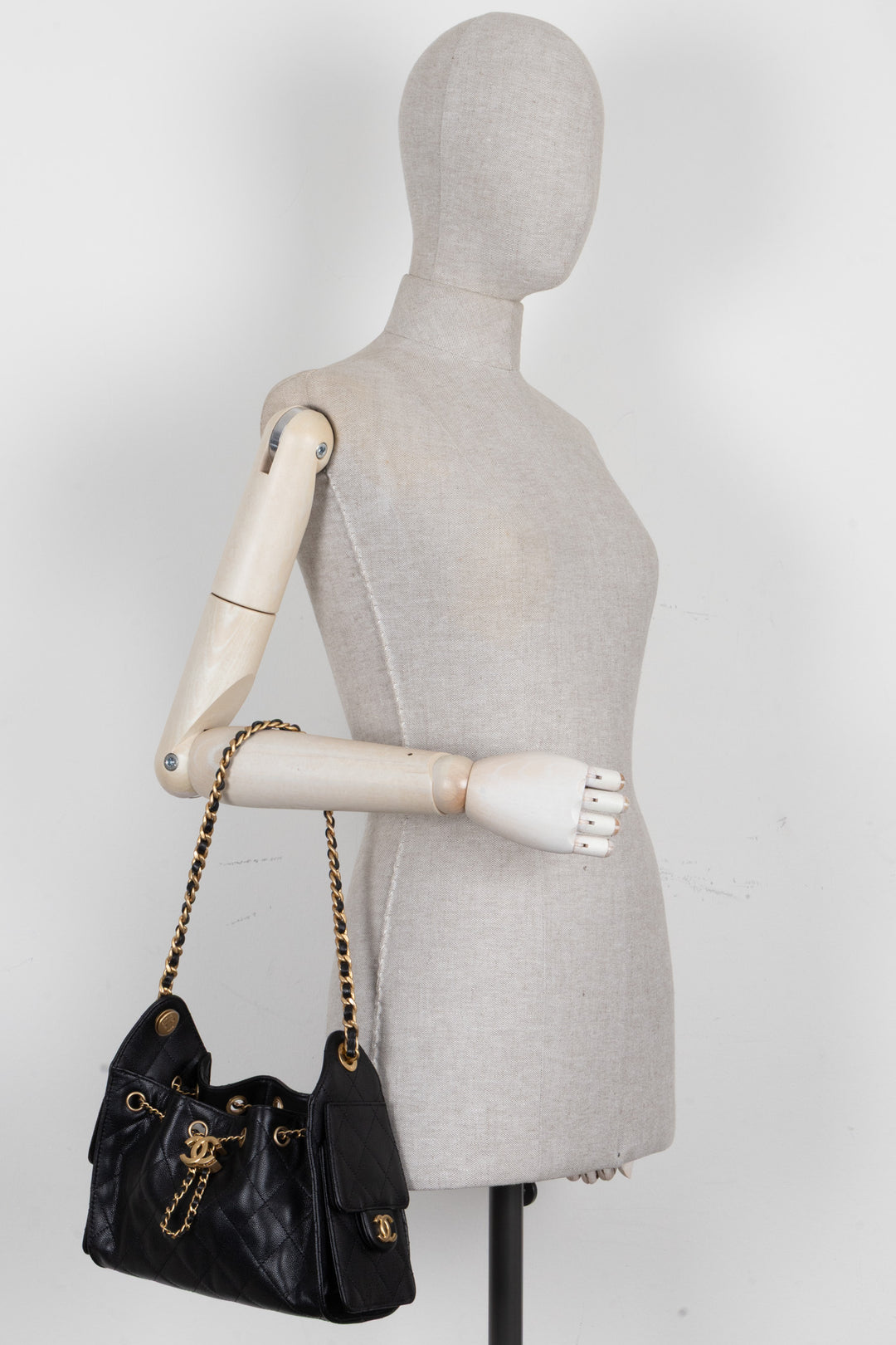 CHANEL Mini 25 Caviar Black