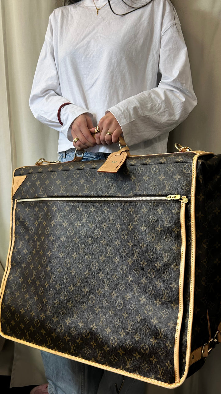 LOUIS VUITTON Garment Travel Bag MNG Canvas