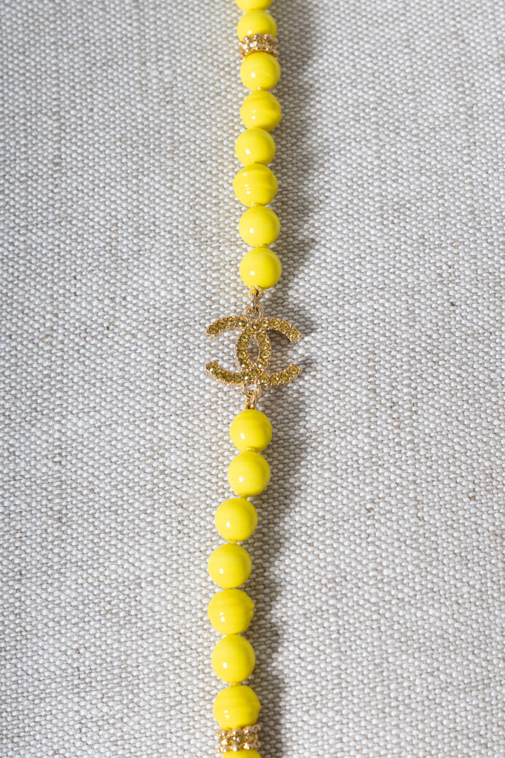CHANEL 24A CC Long Sautoir Perles de Cristal Jaunes