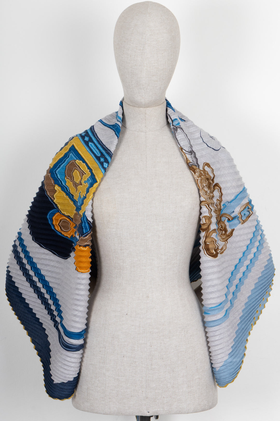 HERMÈS Brides de Gala Plisée 140 Scarf Cashmere Silk