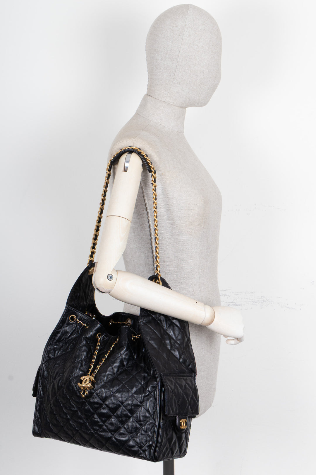 CHANEL 25 Small Calfskin Black