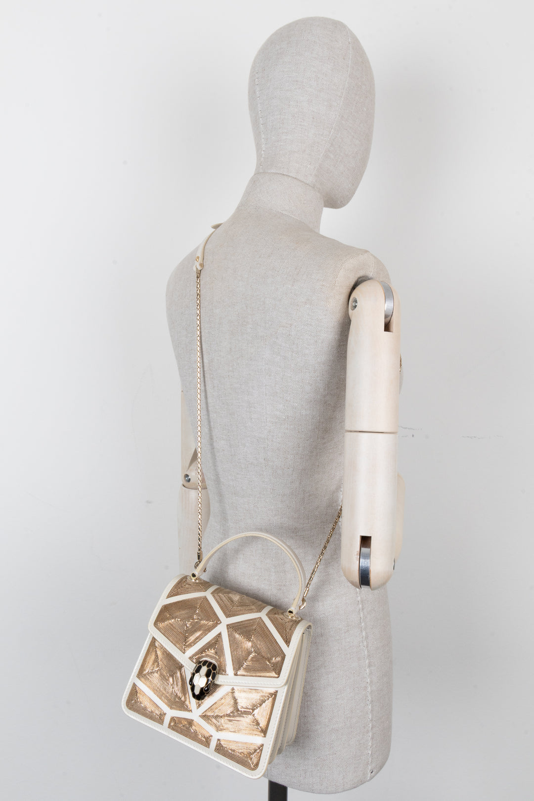 BVLGARI Serpenti Forever Bag Million Chain Motif Gold
