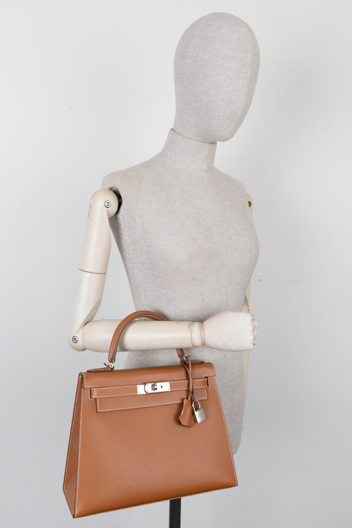 HERMÈS Kelly 28 Sellier Veau Madame Gold