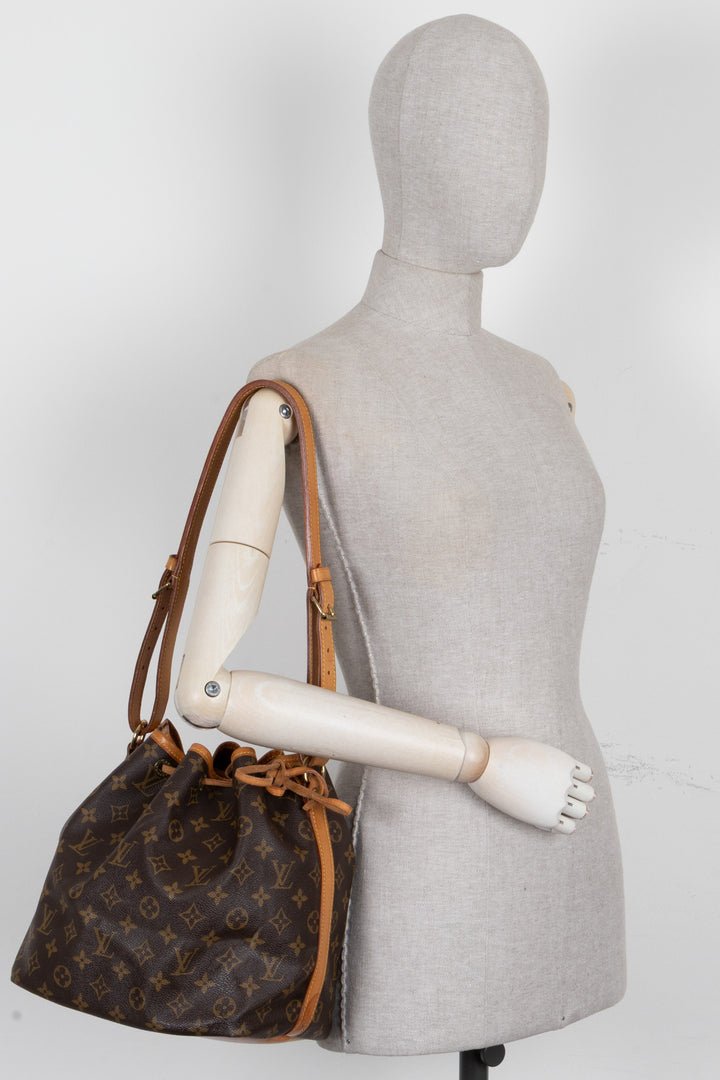 LOUIS VUITTON Petit Sac Noe MNG Canvas