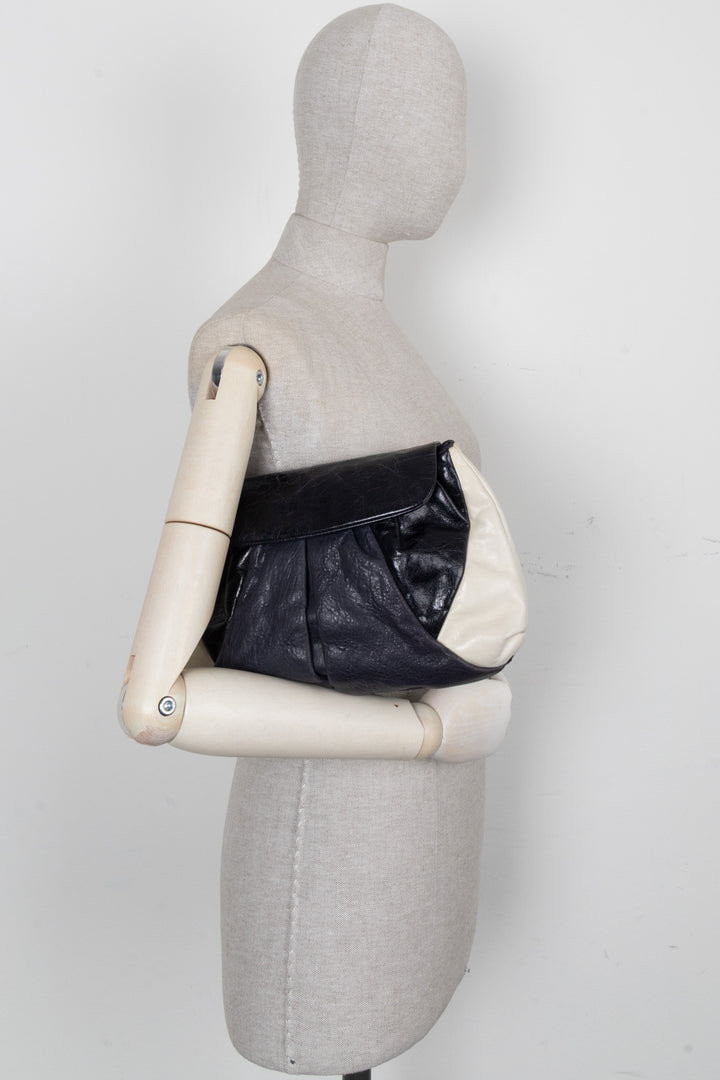 MIU MIU Clutch Leather Navy Ivory