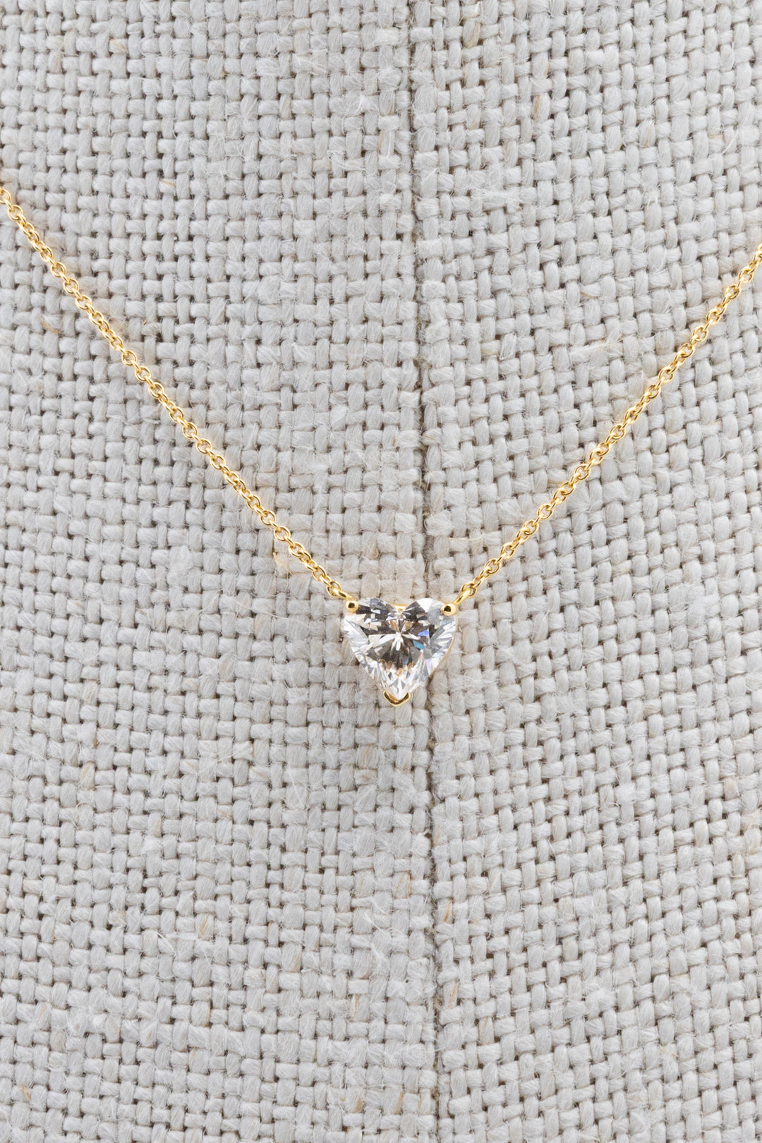 LOEV Floating Heart Necklace Diamond 18K Yellow Gold