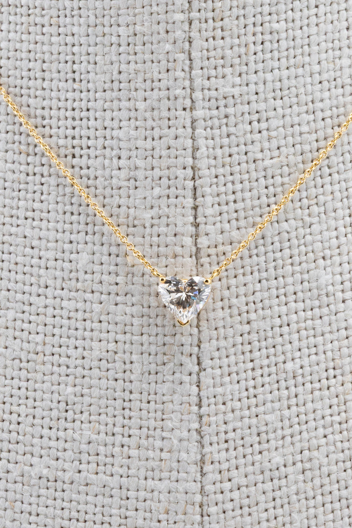 LOEV Floating Heart Necklace Diamond 18K Yellow Gold