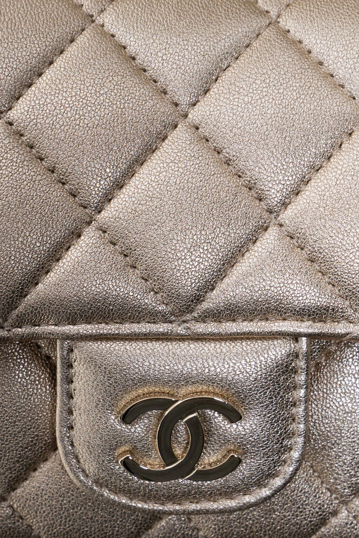 CHANEL Classic Glasses Case on Chain Gold