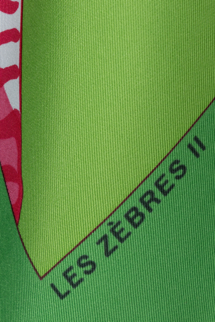 HERMÈS Les Zèbres II 90 Foulard Soie Vert