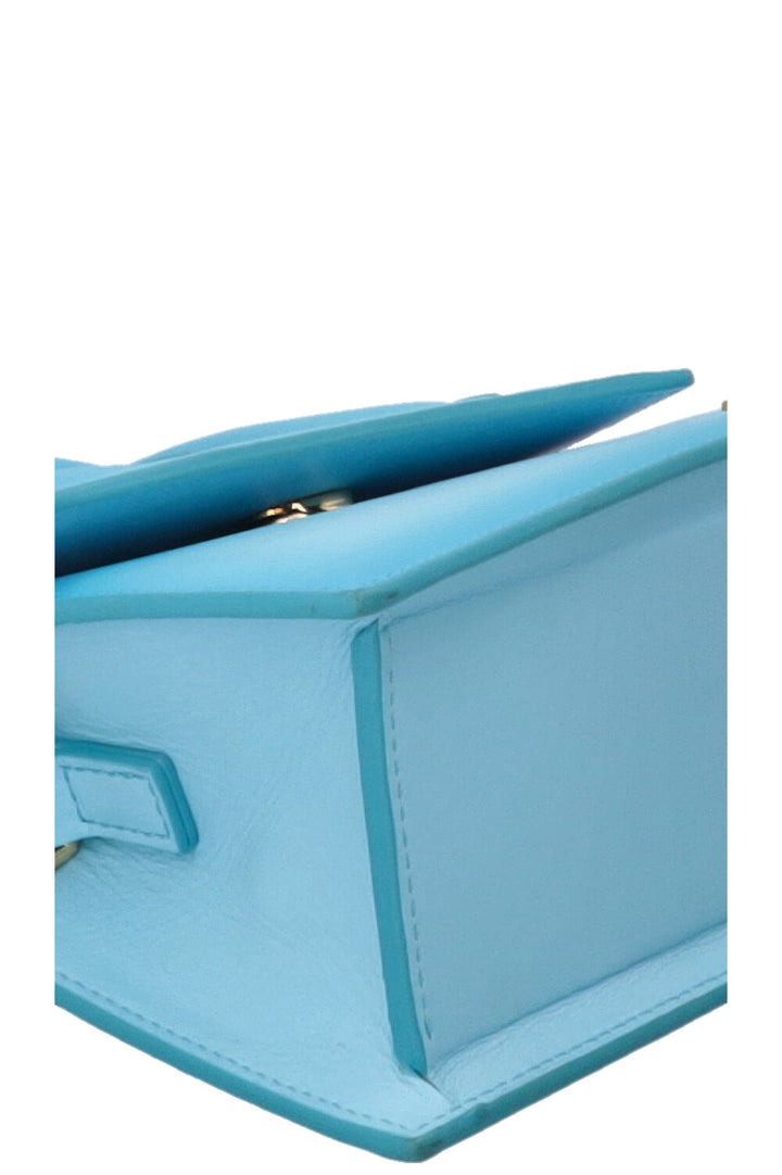 JACQUEMUS Sac Le Chiquito en cuir bleu radieux
