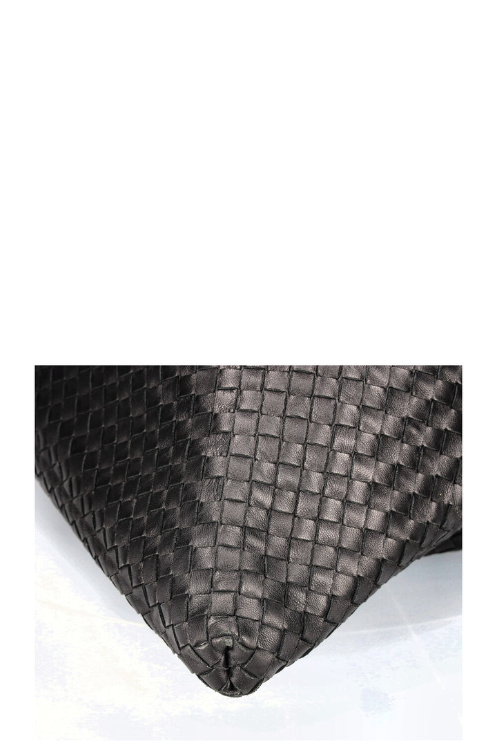 BOTTEGA VENETA Intrecciato Circle Convertible Bag Black