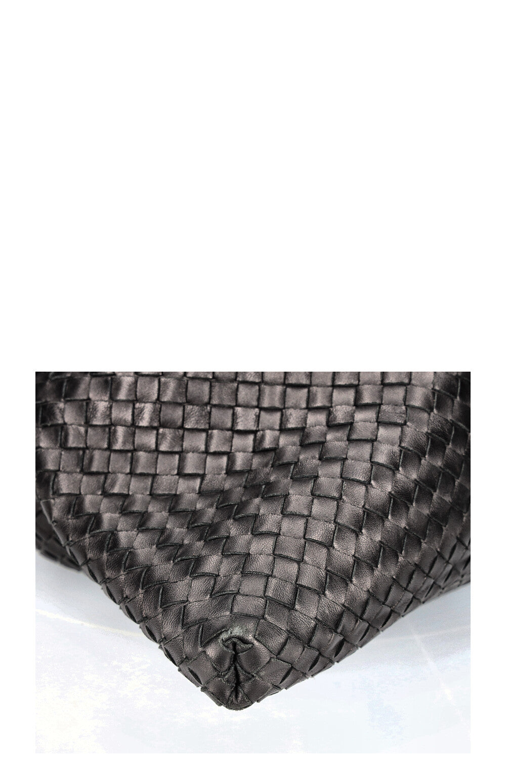 BOTTEGA VENETA Intrecciato Circle Convertible Bag Black