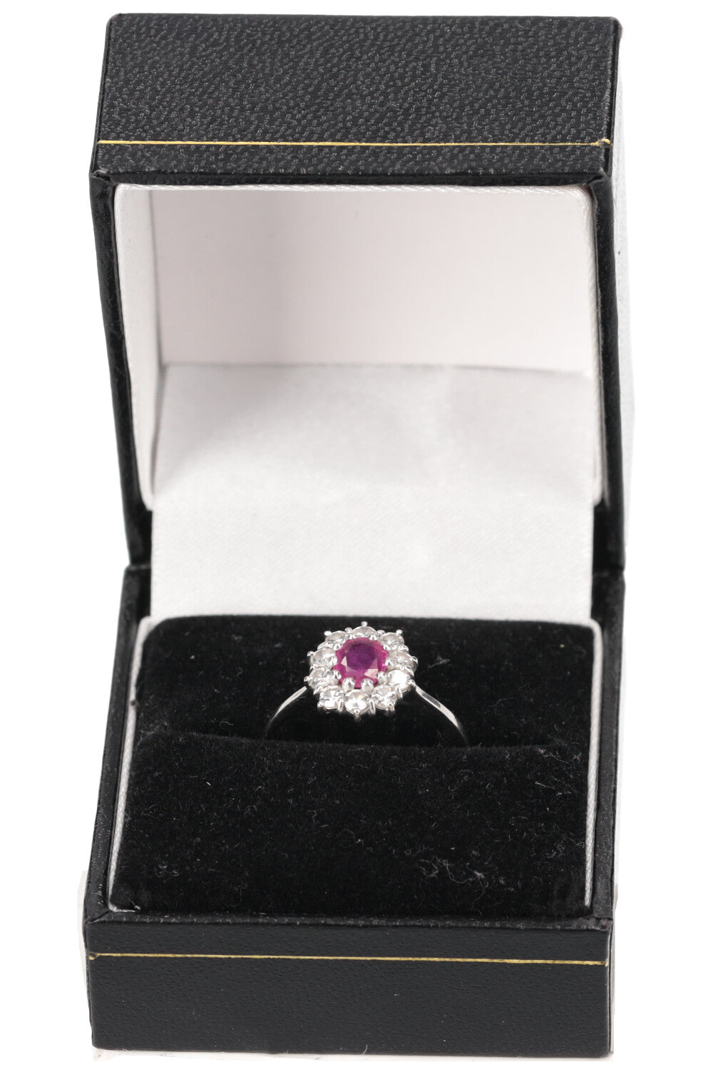 VINTAGE JEWELRY Ruby Ring