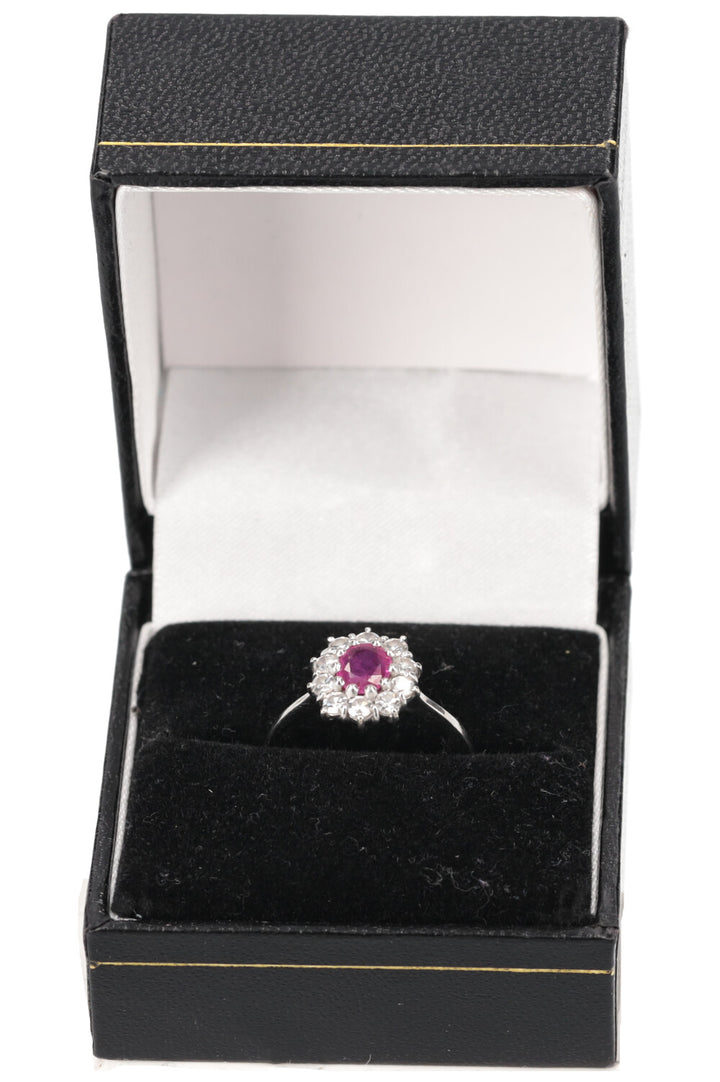 VINTAGE JEWELRY Ruby Ring