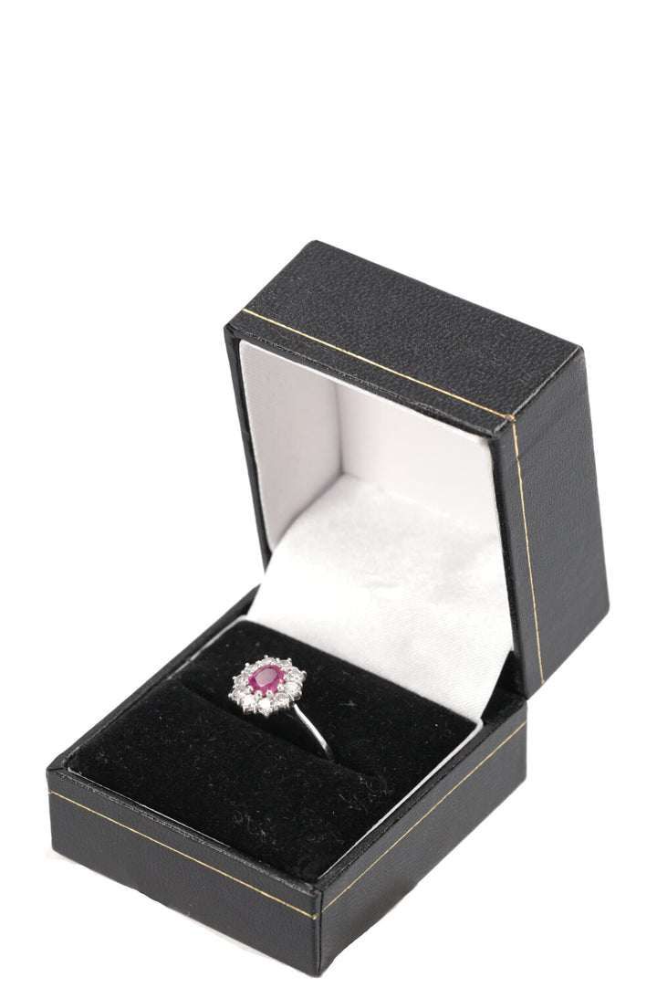 VINTAGE JEWELRY Ruby Ring