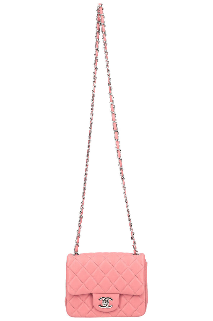 CHANEL Mini sac à rabat carré Rose