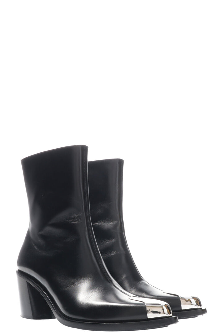 ALEXANDER MCQUEEN Punk Boots Black