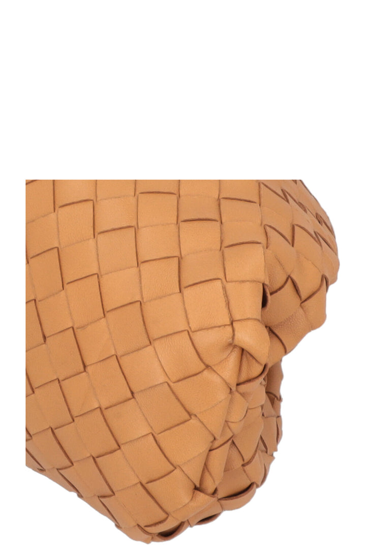 BOTTEGA VENETA The Pouch Intrecciato Camel