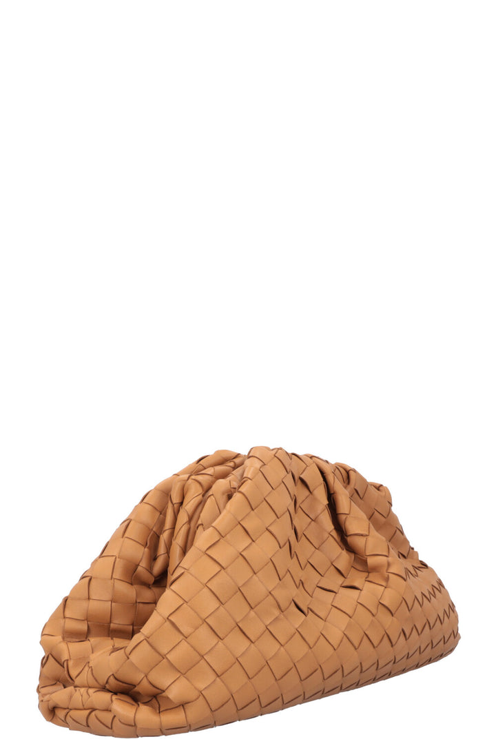 BOTTEGA VENETA The Pouch Intrecciato Camel