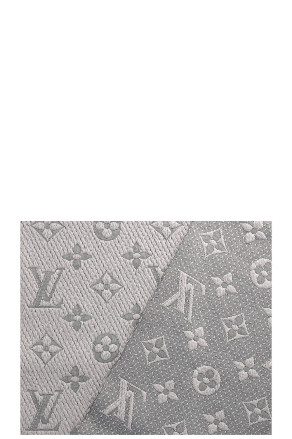 LOUIS VUITTON Logomania Scarf Light Grey – REAWAKE