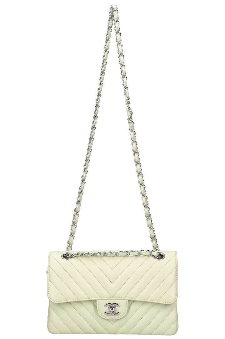 CHANEL Double Flap Bag Chevron