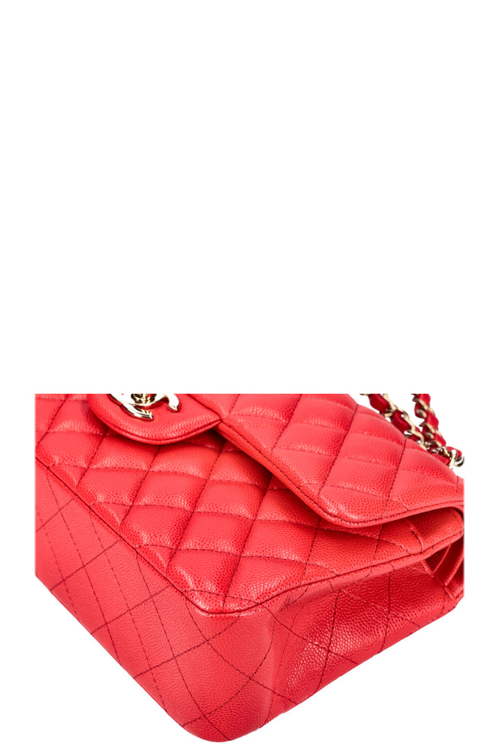 CHANEL Small Double Flap Caviar Berry