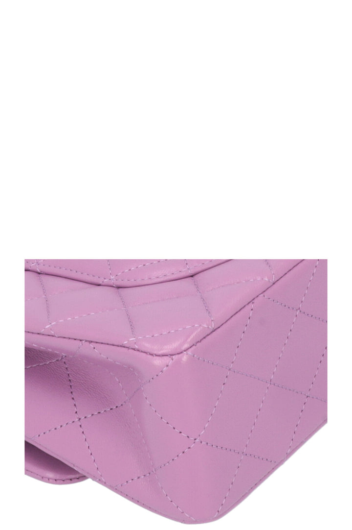 CHANEL Petit sac double rabat Lilas