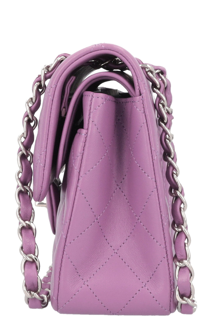 CHANEL Petit sac double rabat Lilas