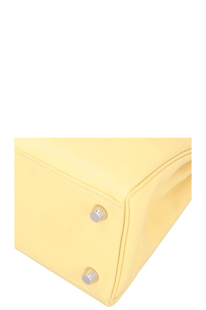 HERMÈS Kelly 25 Swift Jaune Poussin