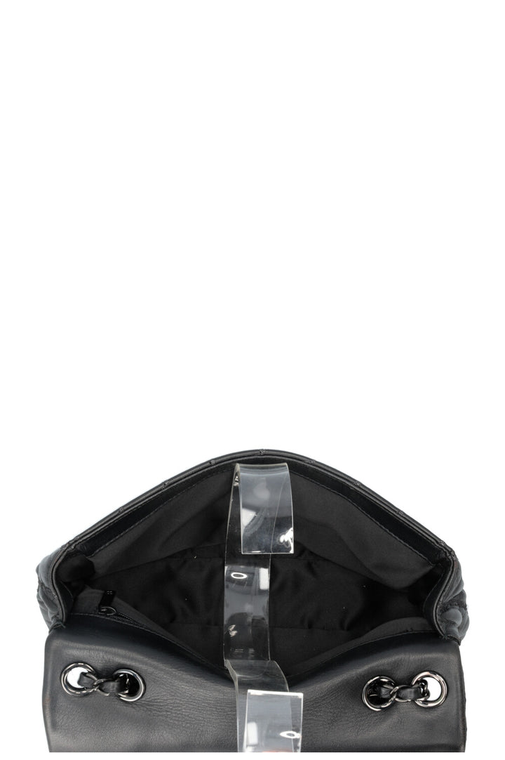 CHANEL Vertical Stitch Single Flap Bag Black