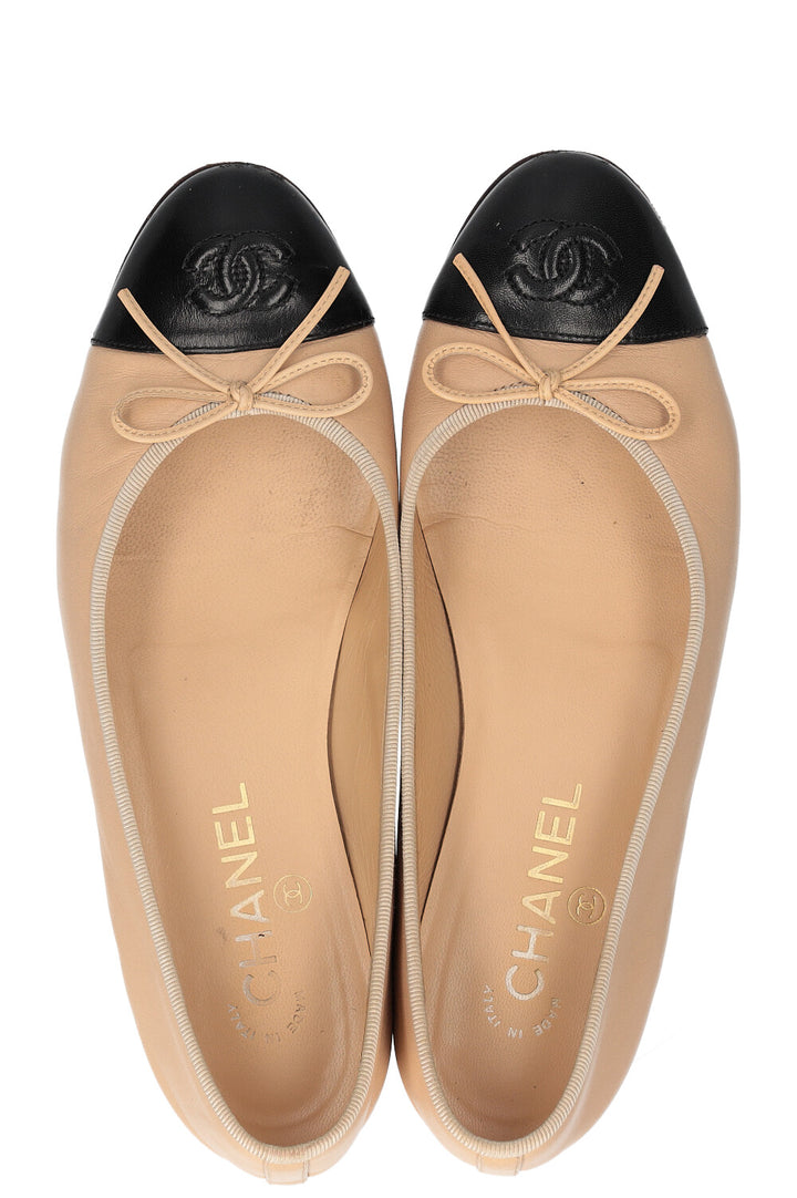 CHANEL Ballerina Flats Beige Black