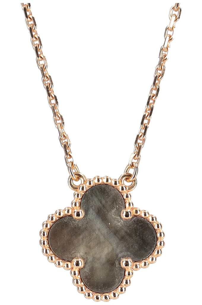 VAN CLEEF ARPLES Pendentif Alhambra vintage en or rose 18 carats REAWAKE