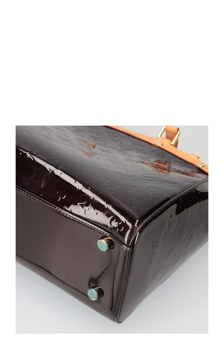 LOUIS VUITTON Sac Brea GM Vernis Amarante