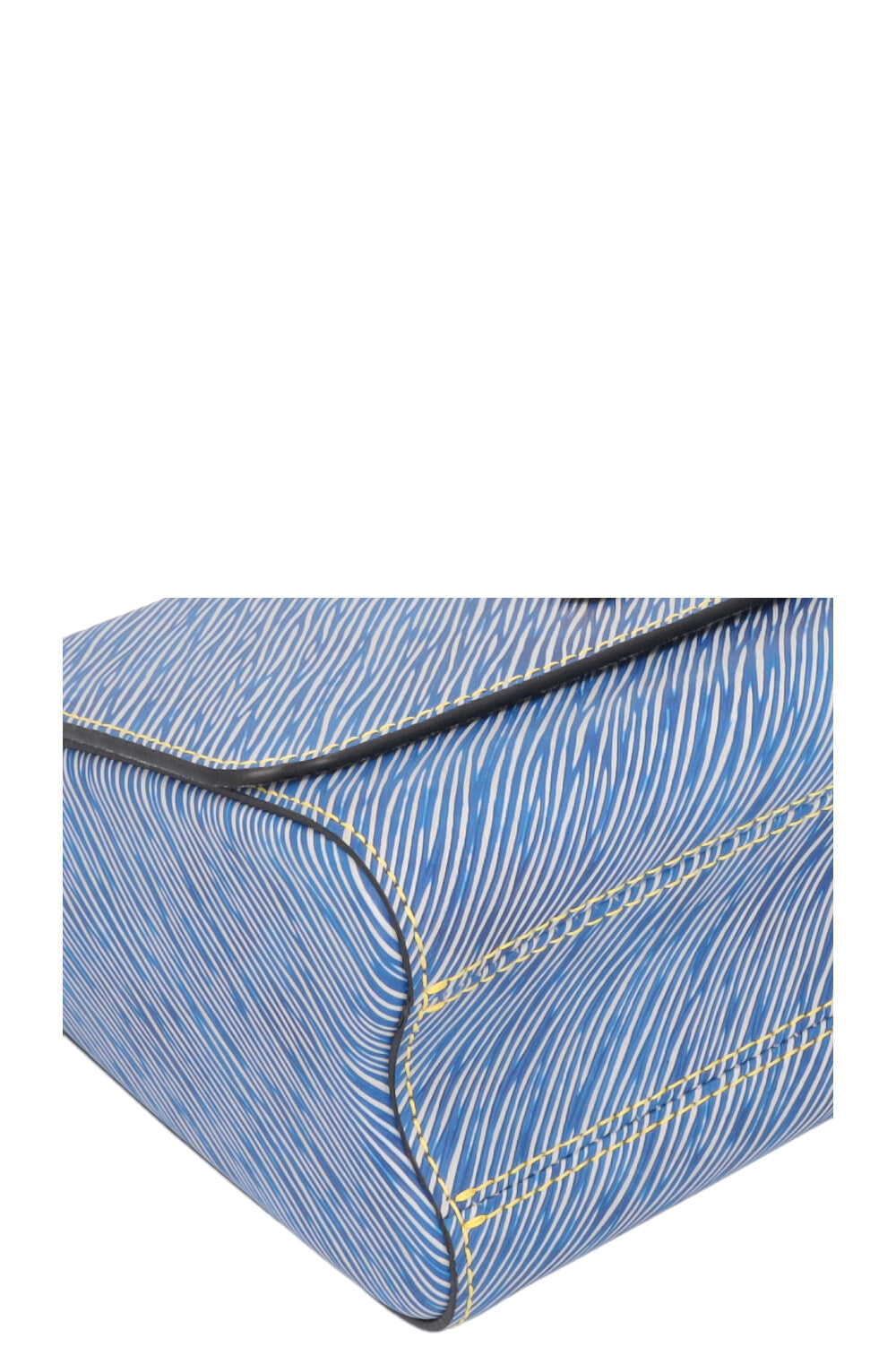 LOUIS VUITTON Twist MM Crossbody Bag Blue Epi – REAWAKE