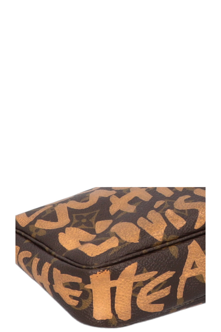 LOUIS VUITTON X Stephen Sprouse Pochette Accessories