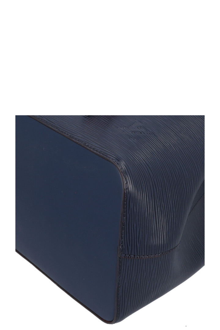 LOUIS VUITTON Néo Noé MM Bag Epi Blue