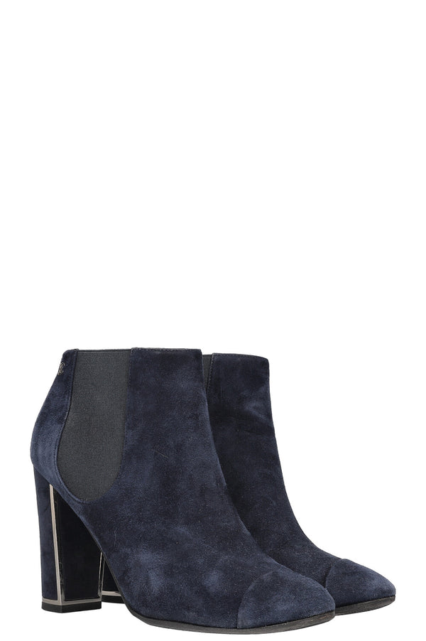 CHANEL Bottines Chelsea Daim Marine