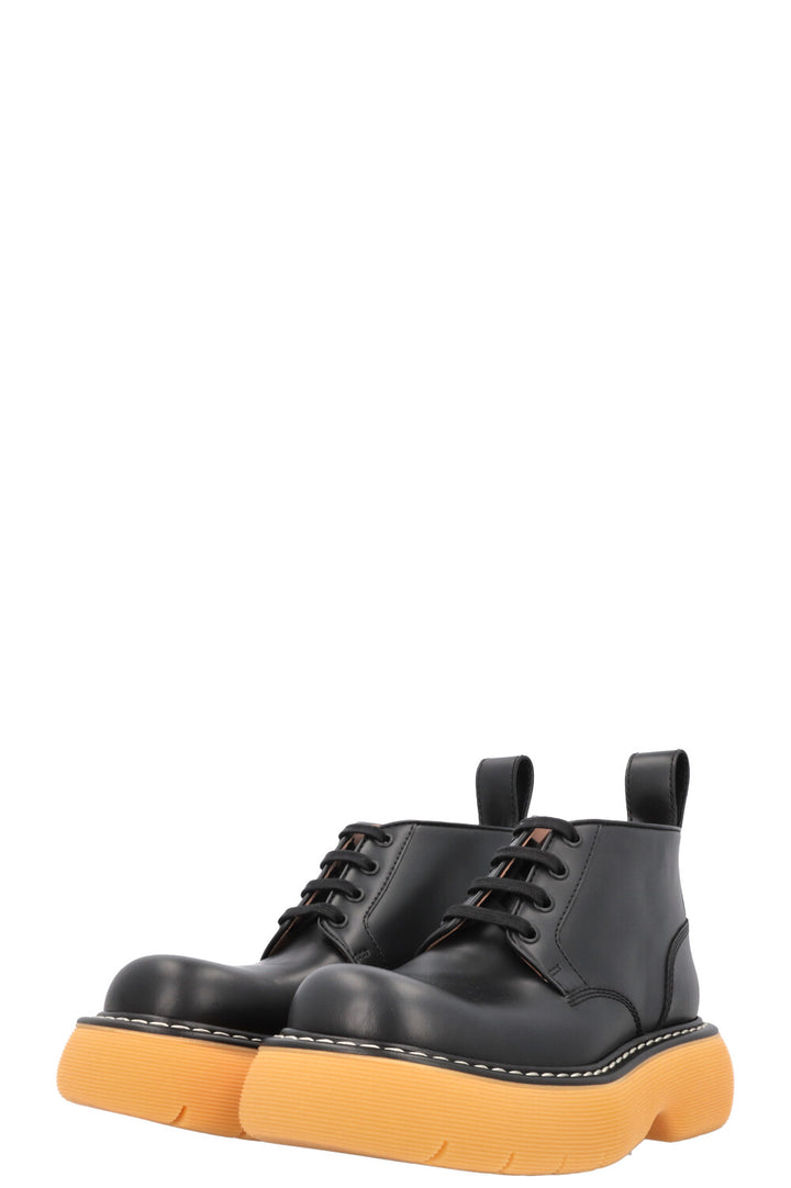 BOTTEGA VENETA Swell Ankle Boots Leather Black