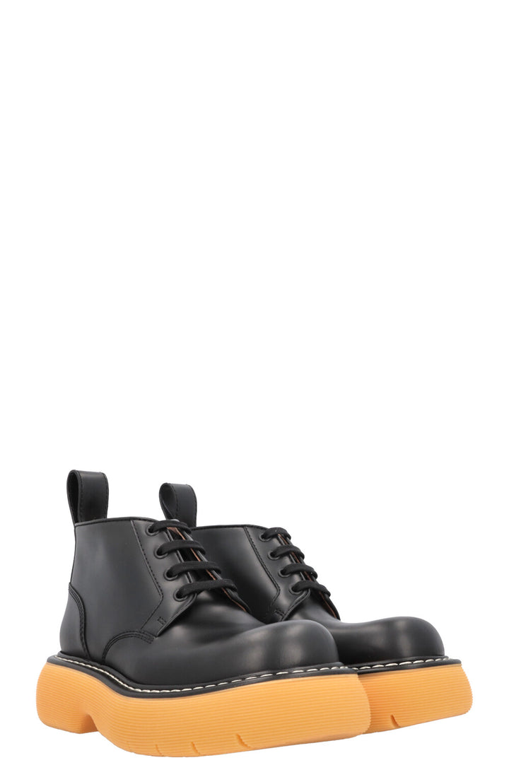 BOTTEGA VENETA Swell Ankle Boots Leather Black