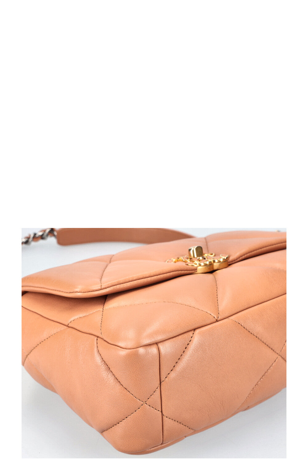 CHANEL 19 Sac Caramel
