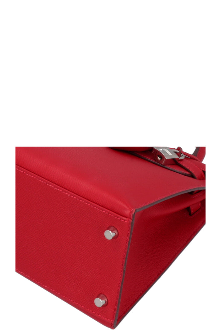 HERMÈS Kelly 28 Epsom Rouge Casaque