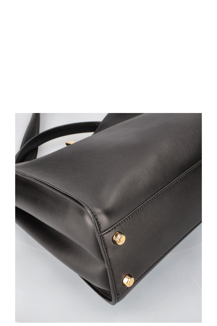 FENDI Peekaboo Essentially Large Black