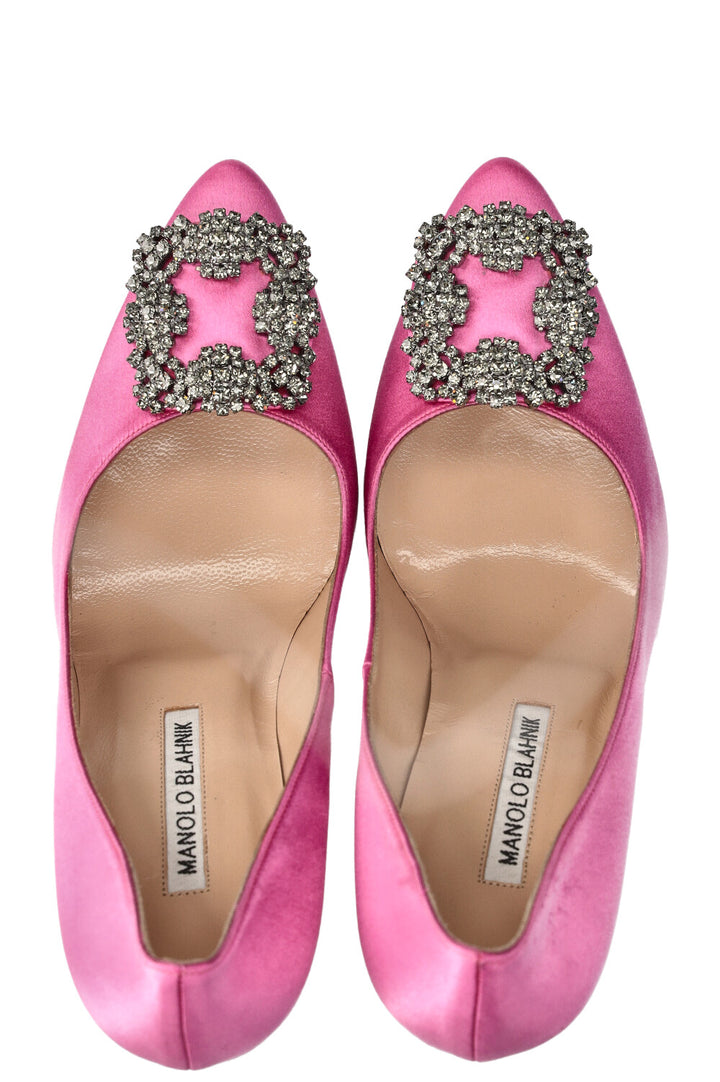 MANOLO BLAHNIK Hangisi Heels Pink