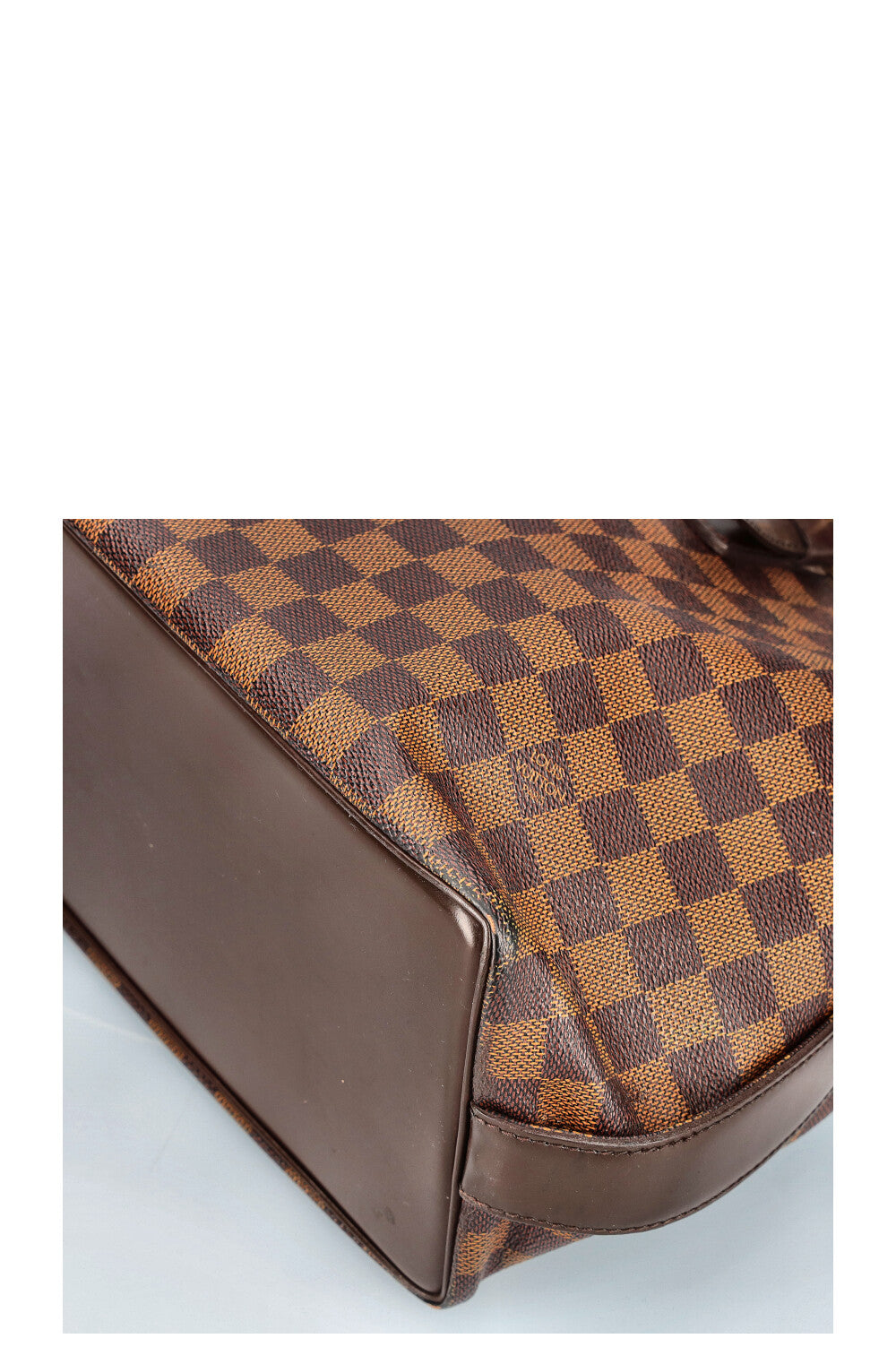 LOUIS VUITTON Chelsea Bag Damier Ebene