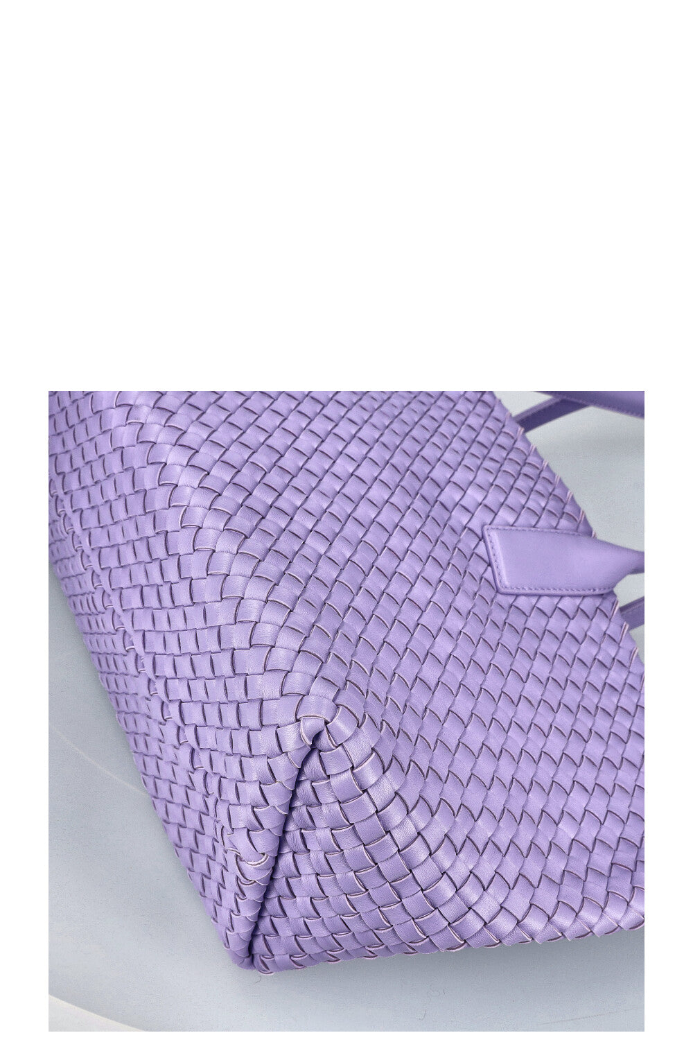 BOTTEGA VENETA Medium Cabat Tote Intrecciato Purple