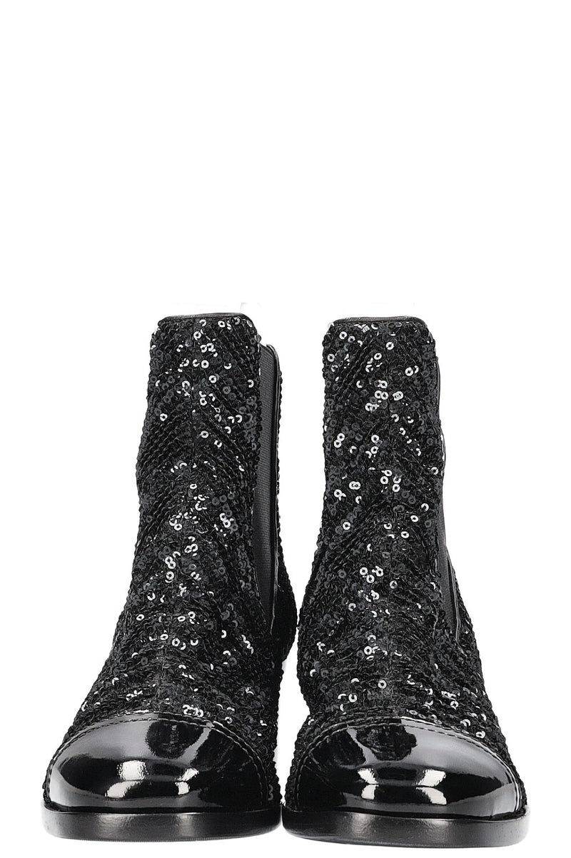 CHANEL 2019 CC Sequin Chelsea Boots Black