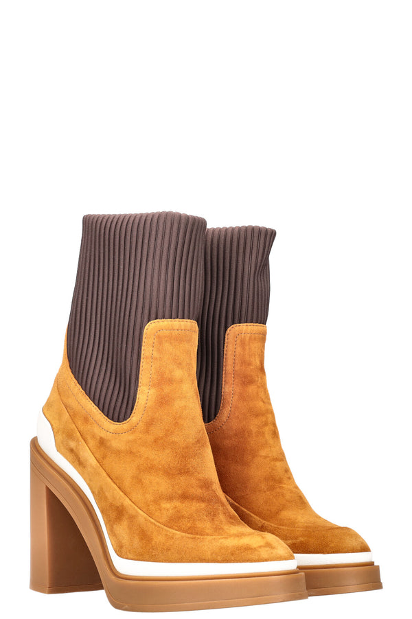 HERMÈS Vandale Boots Suede Camel